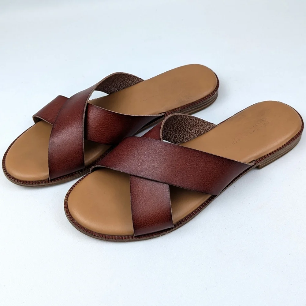 Cynthia Rowley Libra Sandals Wide Strap Criss Cross Vegan Boho Rustic Cognac 6.5